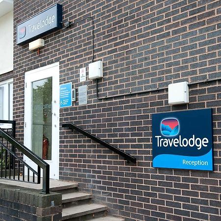 Travelodge Chester Warrington Road Esterno foto