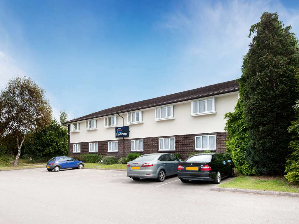 Travelodge Chester Warrington Road Esterno foto