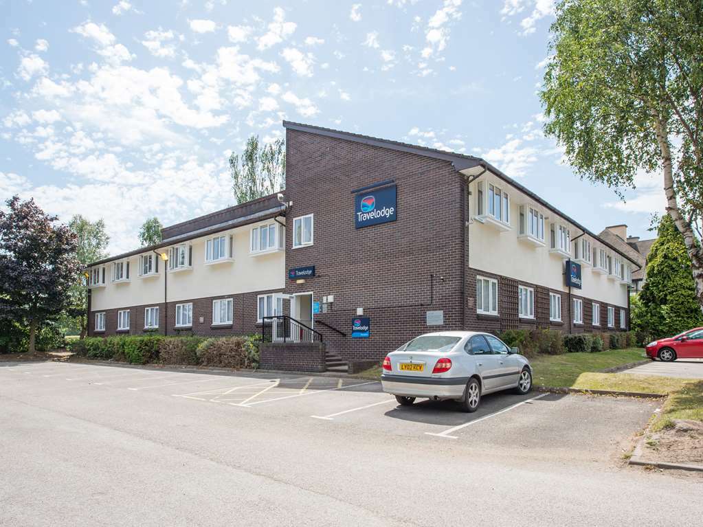 Travelodge Chester Warrington Road Esterno foto